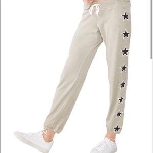 Monrow sweatpants with two toned star
